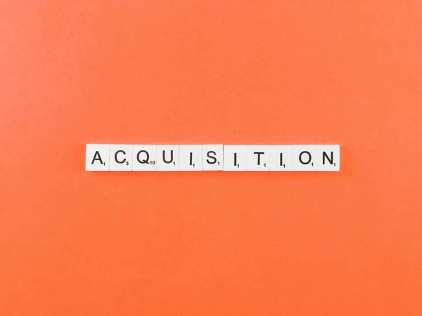 Comment établir une politique de communication efficace en cas de fusion-acquisition?